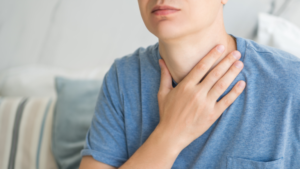 Palauta äänen kirkkaus sairauden jälkeen luonnollisesti: kattava palautumisopas