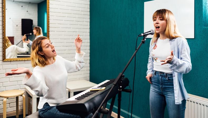 vocal cord strengthening exercises at home